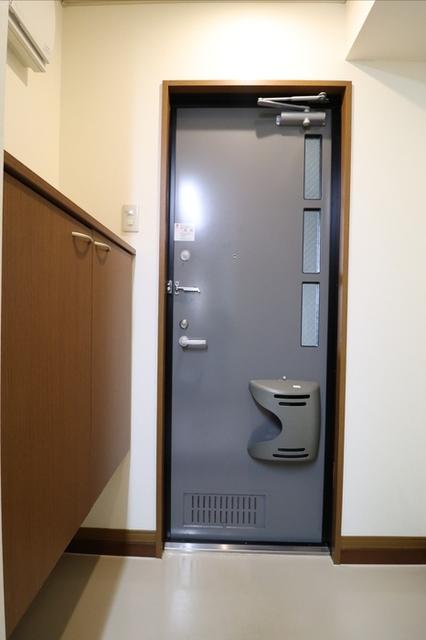 ロイヤルパレス春日山（210） 部屋画像