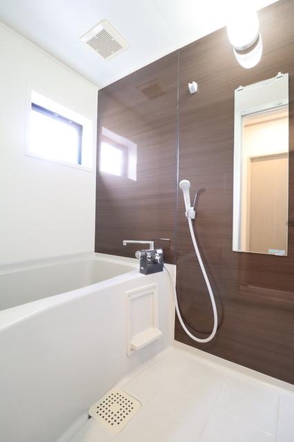 ロイヤルあけぼの　Ａ/Ｂ（A105） 部屋画像