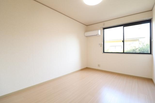 ロイヤルあけぼの　Ａ/Ｂ（A105） 部屋画像
