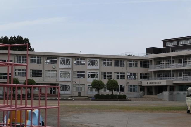 飯小学校：310m