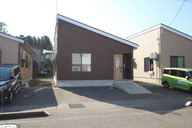 犀潟駅より徒歩41分 築8年4ヶ月 1階建の賃貸物件