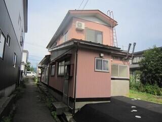 北本町貸家 エントランス
