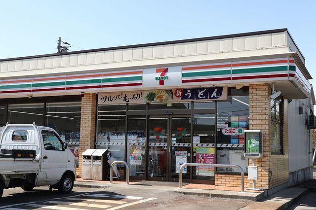 セブンイレブン上越子安店：800m