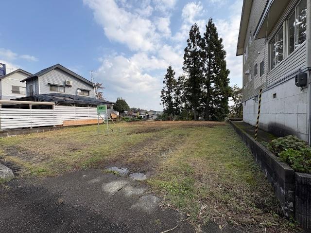 高台の閑静な住宅地にある岩木の土地 土地