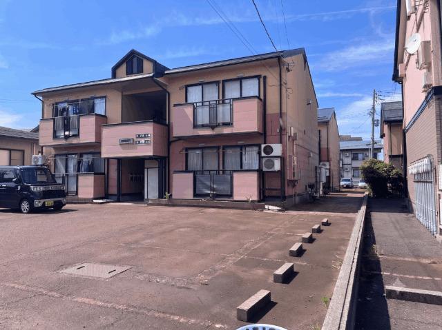 上越市大豆アパート 外観