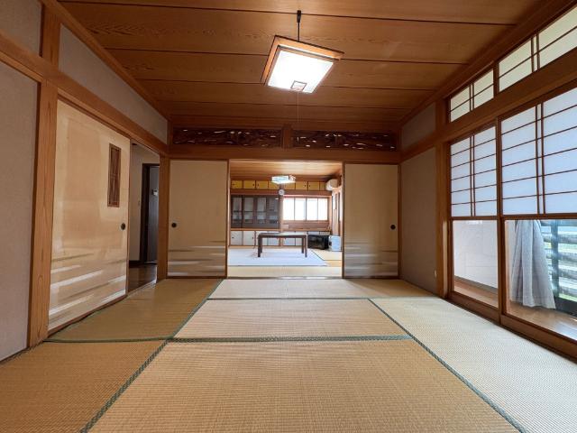 のどかな住宅街にある三和区神明町の家 その他部屋・スペース