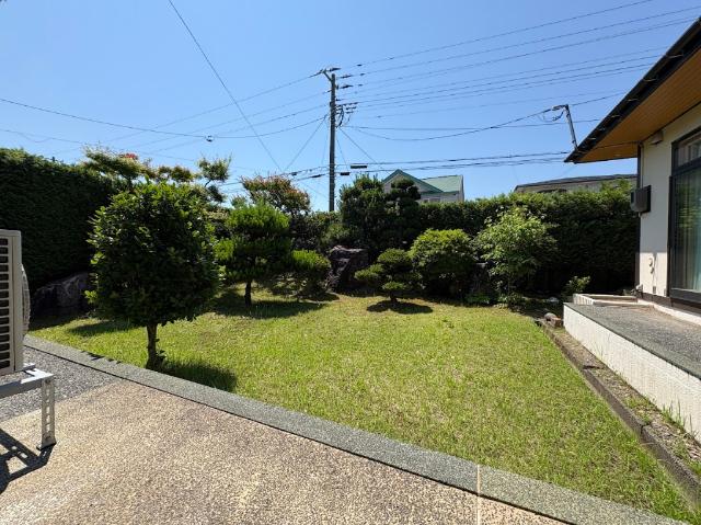 【商談中】お庭もお家も広々！趣味をたのしむ高土町の家 庭