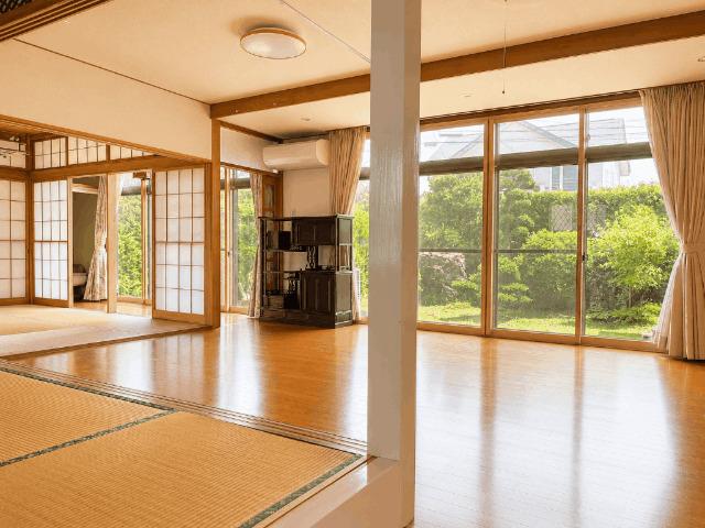 【商談中】お庭もお家も広々！趣味をたのしむ高土町の家 リビング