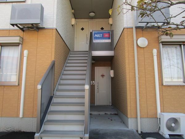 シャーメゾン南浜（102） エントランス