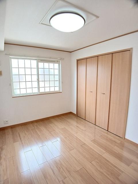 グランデ　フィオーレⅡ（102） 室内