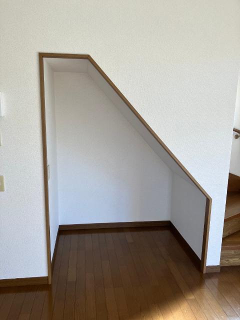 東琴芝アパートA棟（102） 部屋画像