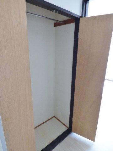 YKビル（210） 収納