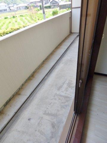 ニューリバティ藤田（102） バルコニー