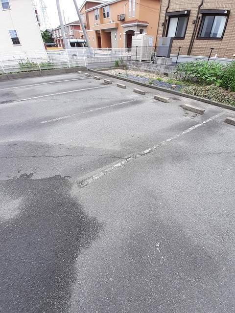 グリーンハイツ（201） 駐車場