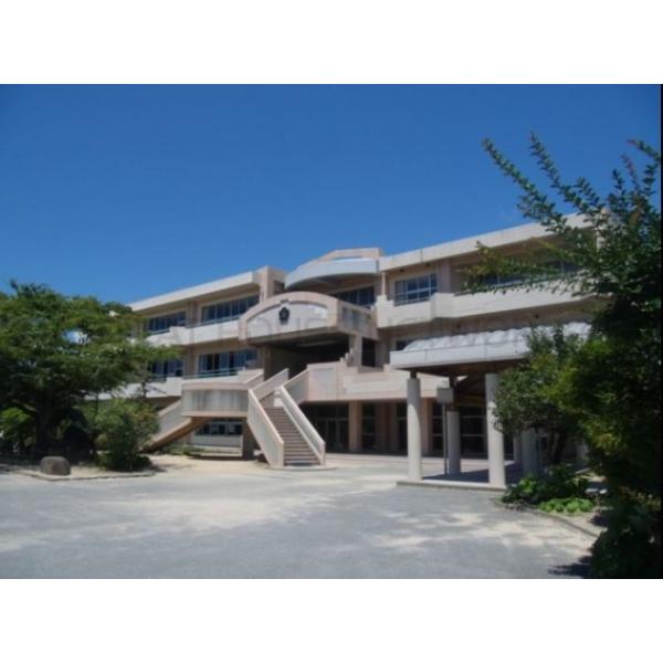 宇部市立琴芝小学校:398m