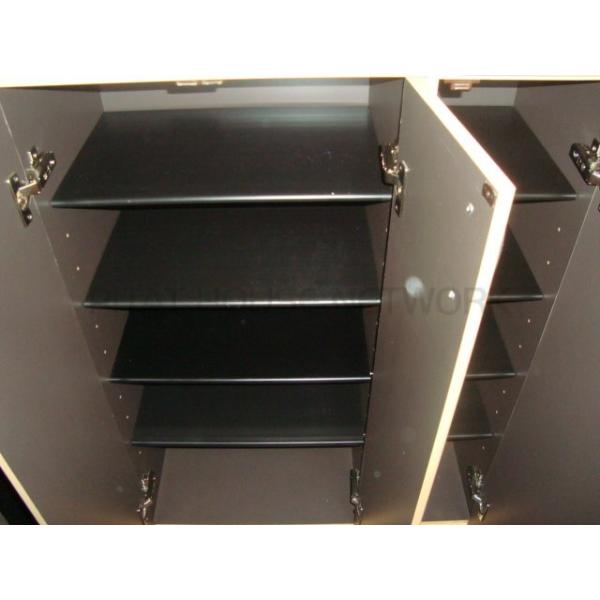 シューズボックス