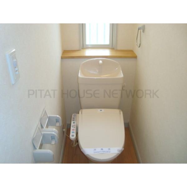 シャワー付トイレ