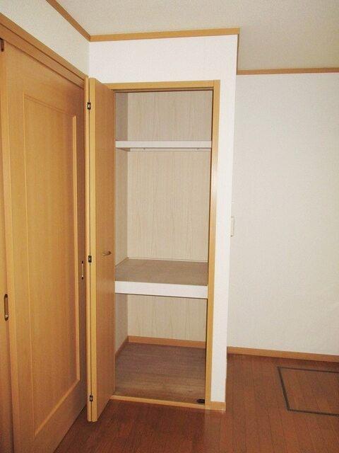 フォンターナ　フェリチータＡ（102） 収納