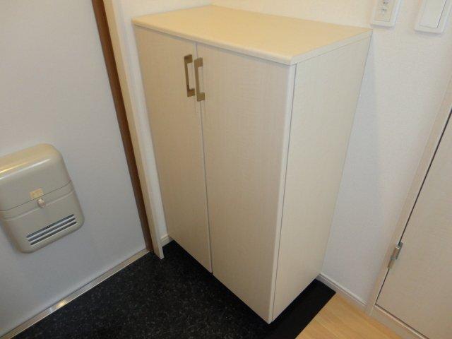 ディスティニー居能 玄関
