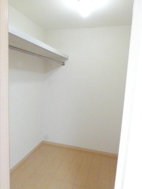 ハピネス　B棟（B202） 収納