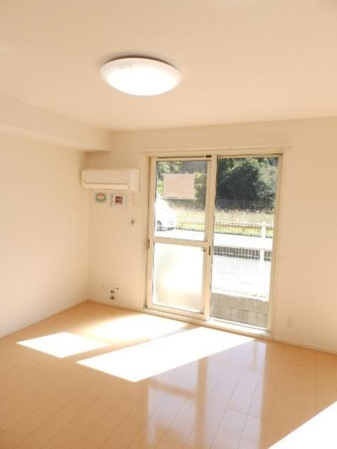 グランディール　ウベ　B棟（B102） 部屋画像