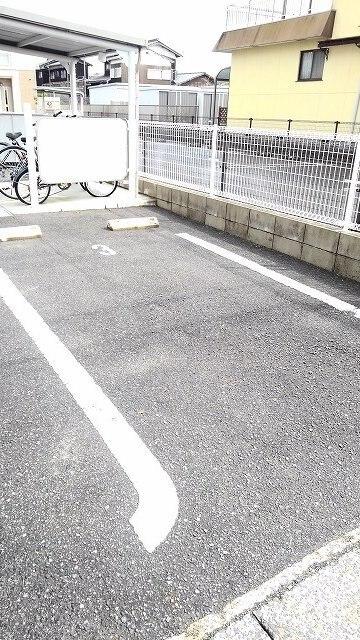 パーク　ハウス（101） 駐車場