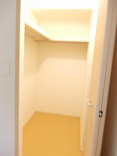 ティーインプレス２番館（102） 収納