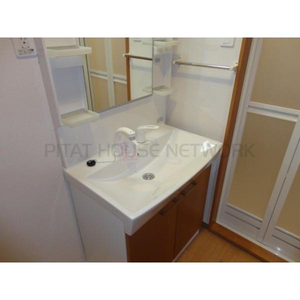 洗髪洗面化粧台