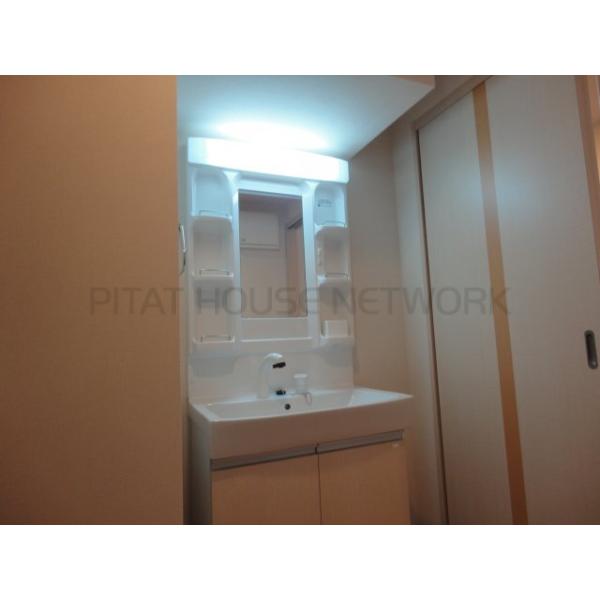 洗髪洗面化粧台