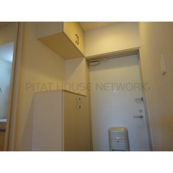 シューズボックス