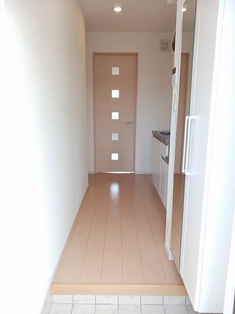 アンジュ・大小路（105） 玄関