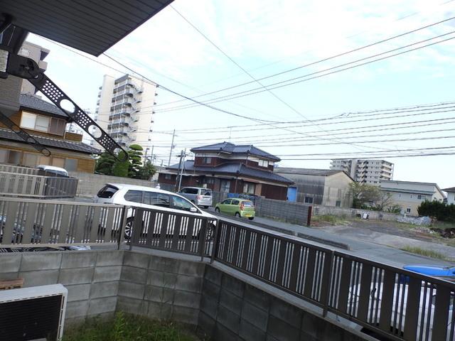 アーバンライフ塩屋台　B棟（B101） 庭