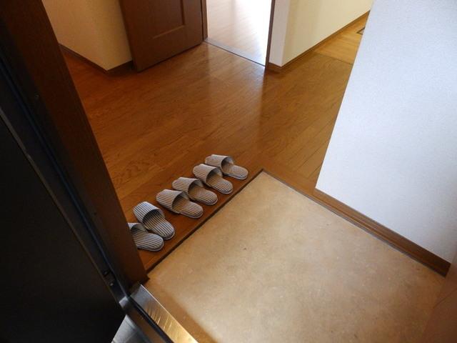 アーバンライフ塩屋台　B棟（B101） 玄関