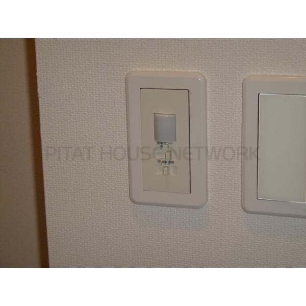 人感センサースイッチ