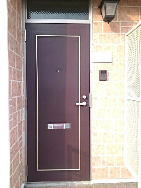 ビガ−ハイツ（101） 玄関
