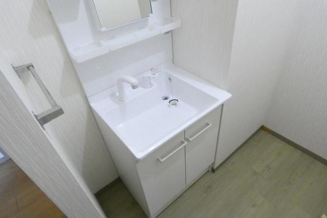 ハイカムール麻美　B棟（B102） 洗面