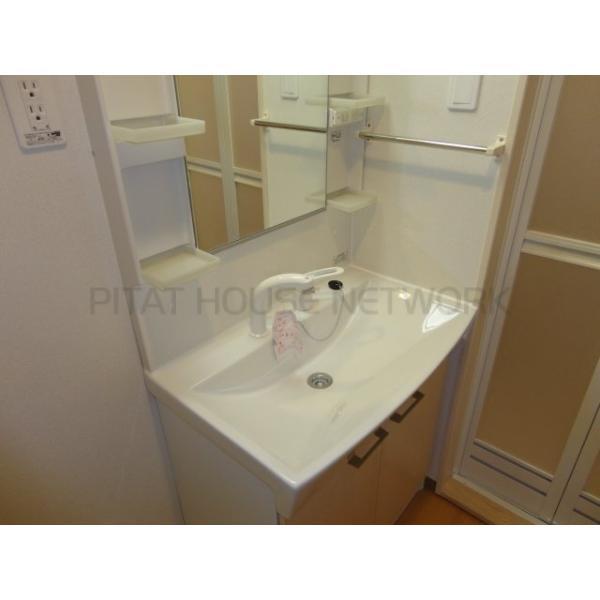 洗髪洗面化粧台