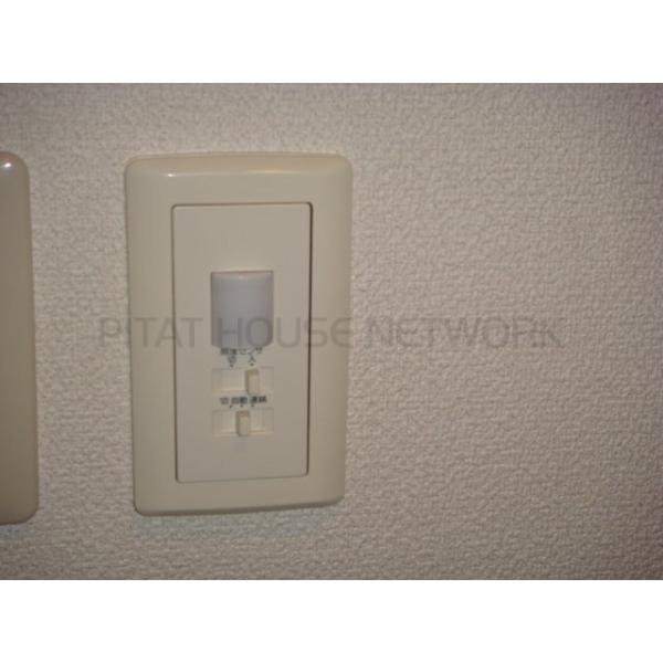 人感センサースイッチ