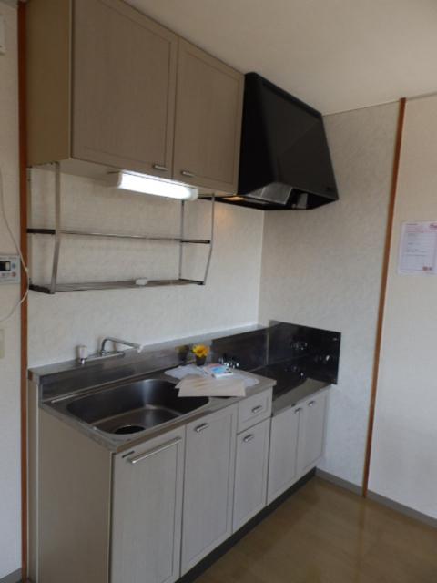 ダラミー小串（302） キッチン