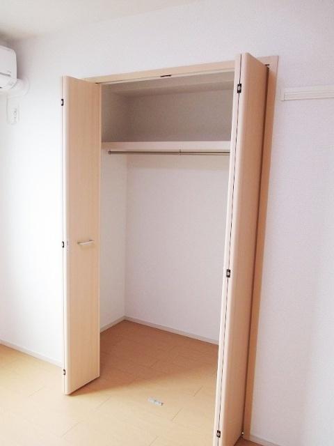アンジュ・大小路（302） 収納