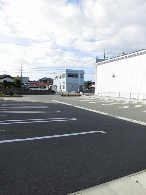 グレース・コート　Ｃ（204） 駐車場