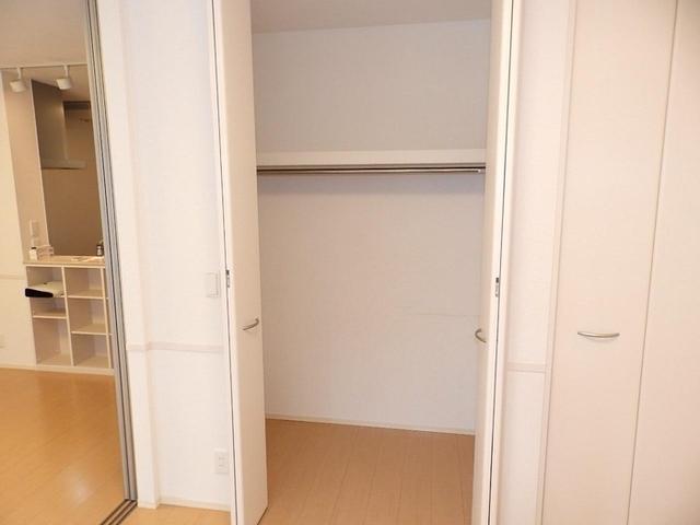 リバーパーク新天町（102） 収納