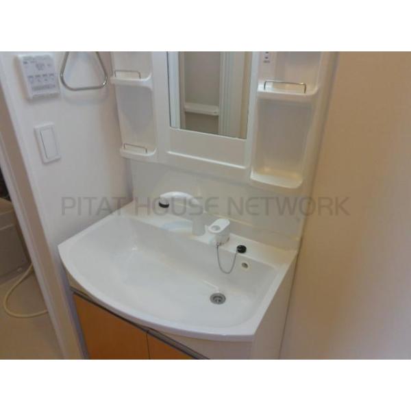 洗髪洗面化粧台