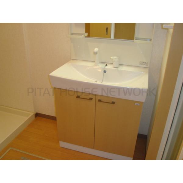 洗髪洗面化粧台