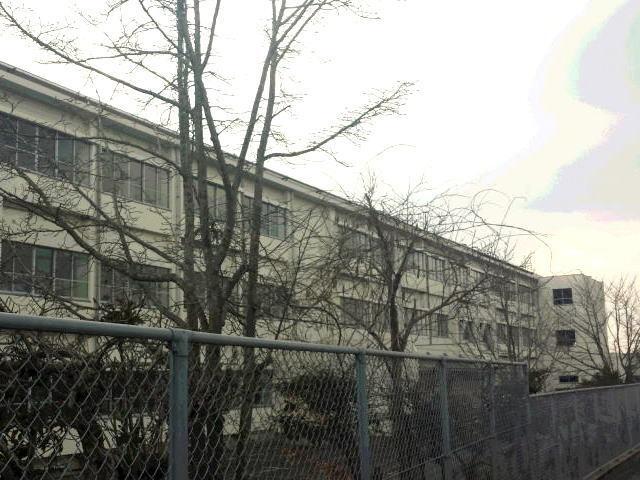 上宇部小学校：350m