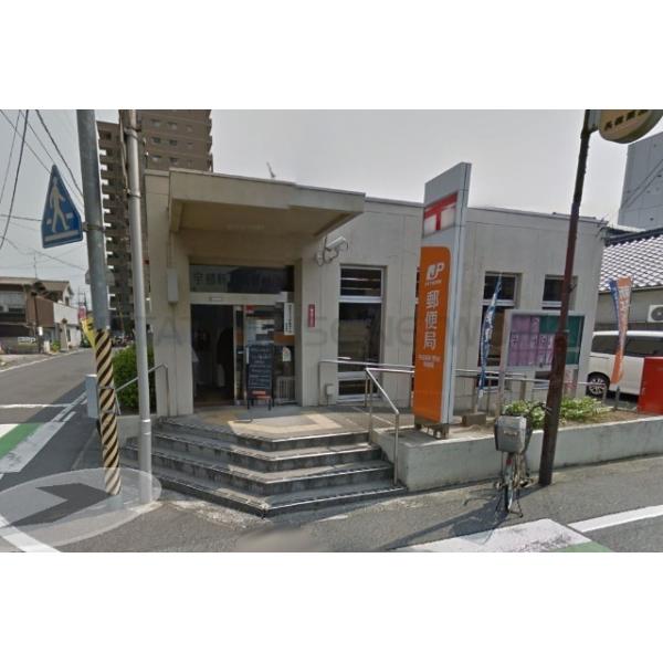 宇部新川駅前郵便局:555m