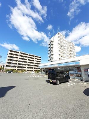 ローソン宇部黒石店：160m