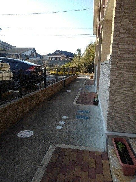 カーサ・フェリーチェⅠ（104） 駐車場