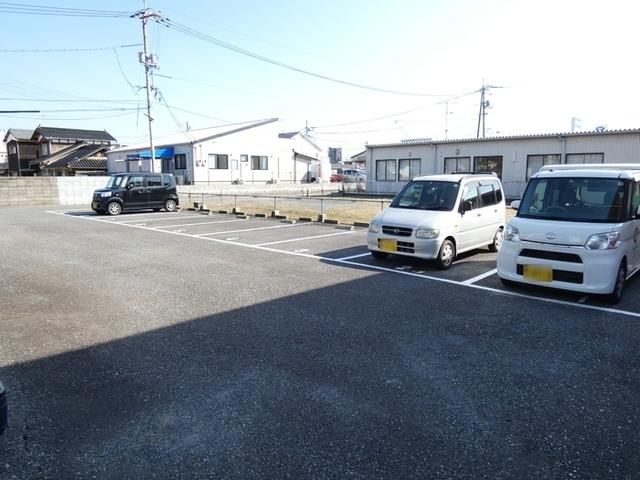 サンライフ向日葵（102） 駐車場