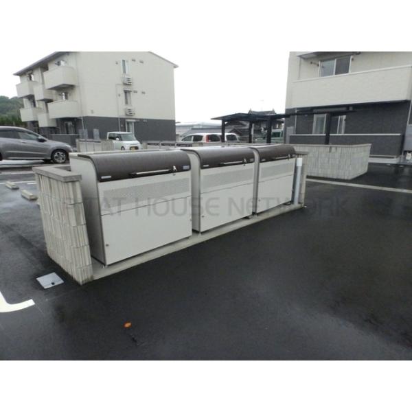 敷地内ごみボックス